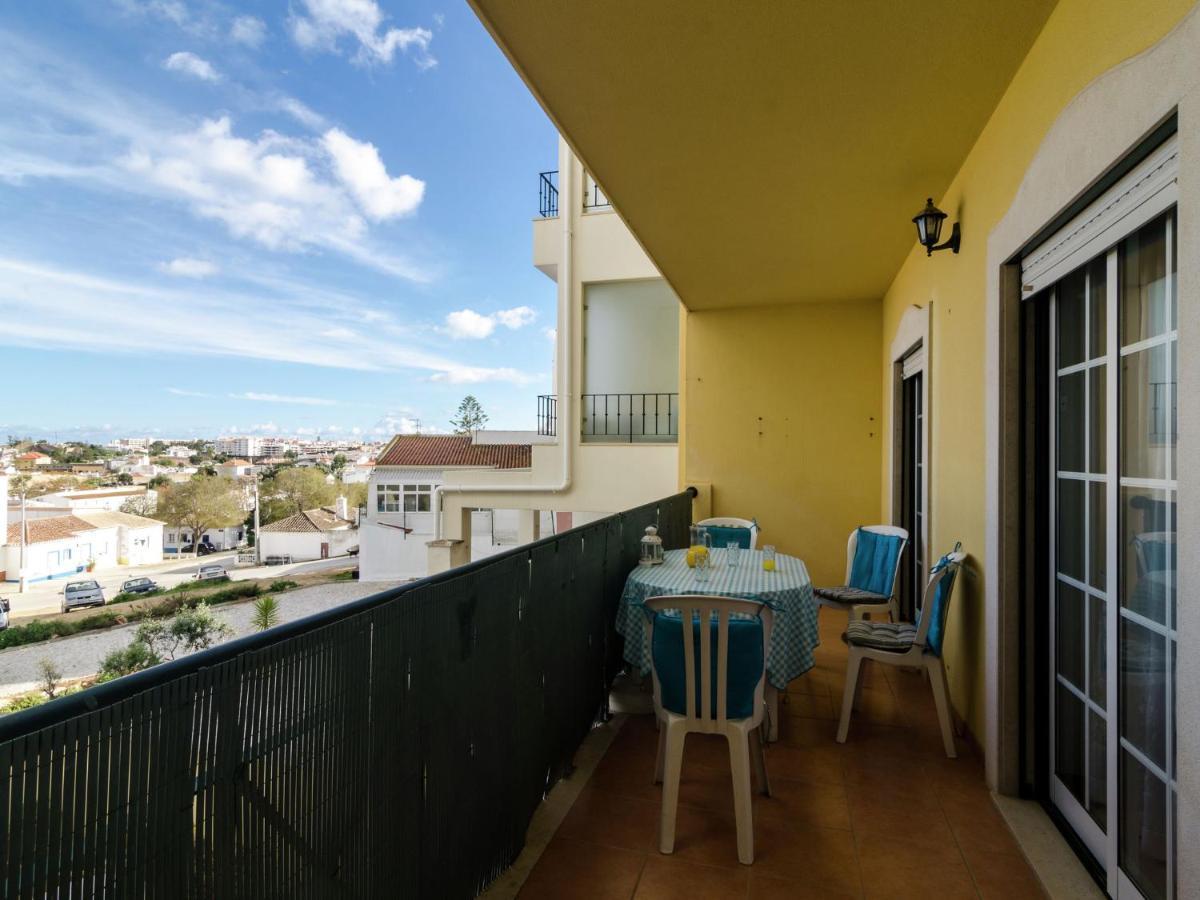 This Warm And Comfortable Apartment Lagos Quarto foto